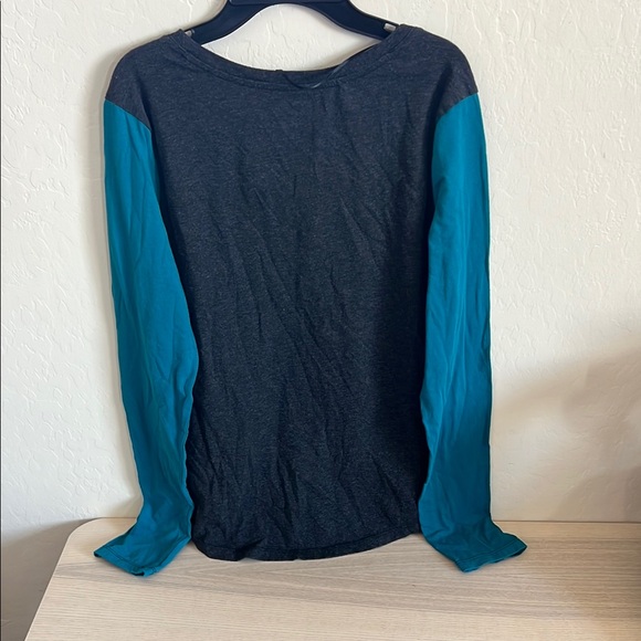 Fox Women's Teal Long Sleeve Top - Picture 3 of 3
